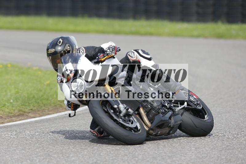 /53 16.09.2025 Track Day Domi Aegerter ADR/Gruppe rot/1